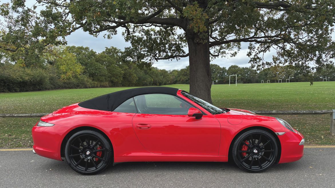 Porsche 991 C2 Cabriolet PDK Stunning Looking Car Great Value