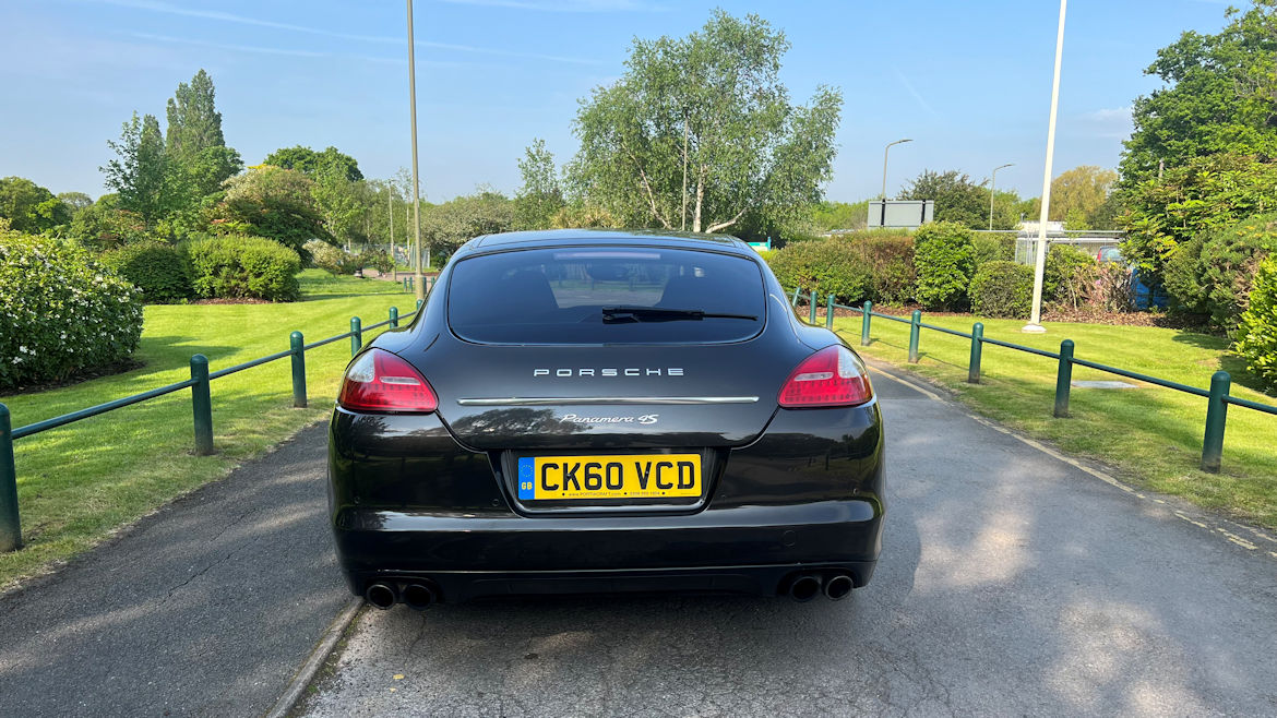 Porsche Panamera 4S PDK Superb Car Luxury And Stunning Perfomance In One Package 