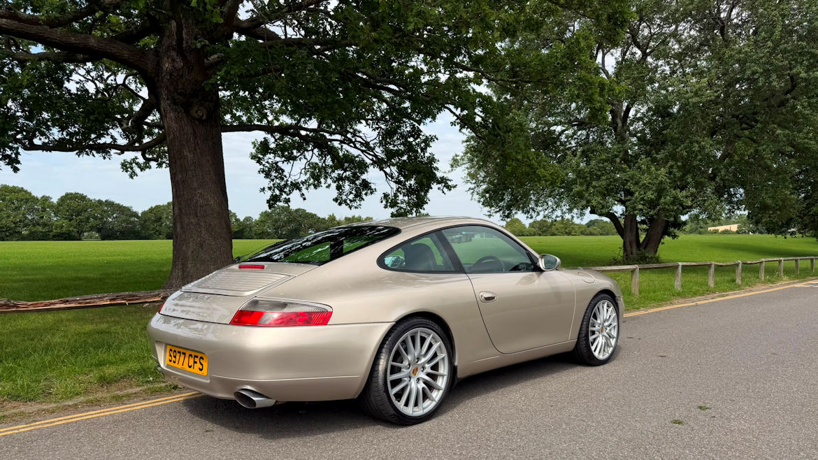 Porsche 996 C4 Coupe Tiptronic A really Nice Low Mileage Usable Classic Perfect First 911 