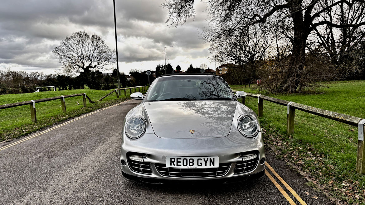 Porsche 997  Turbo Tiptronic S Cabriolet Read Advert Phenomenal Driving Car 