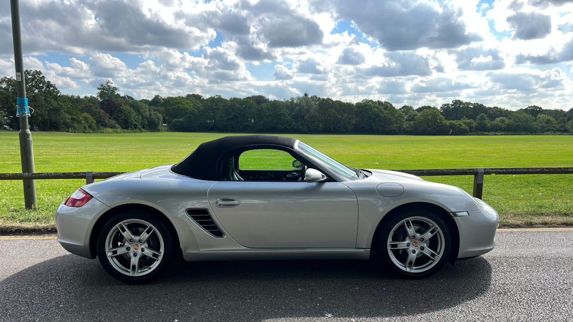 Porsche Boxster 2.7 Manual Very Low Mileage And  In Simply Lovely Condition 