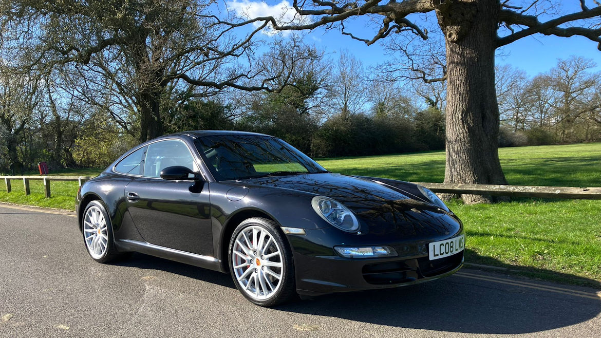 Porsche 997 C2 Coupe Tiptronic S Low Mileage Nice Spec Inc PCCM