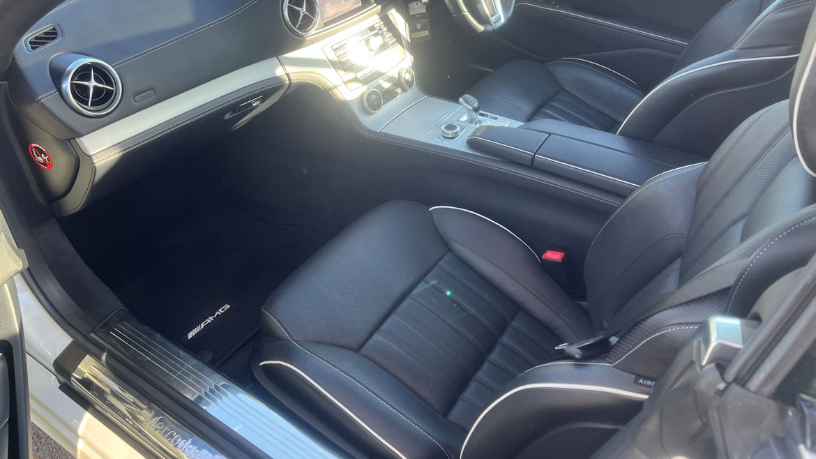 Mercedes Mercedes SL 400 400 AMG Line Sport Mega  Spec Low Mileage Simply Stunning 