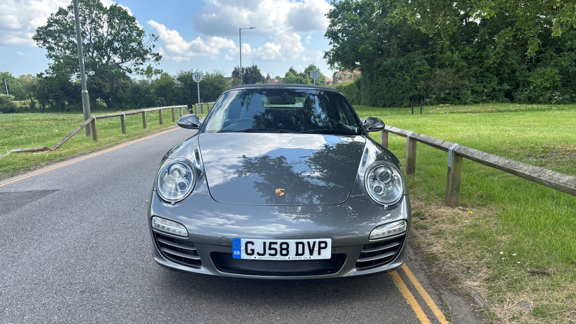 Porsche 997 C4S PDK Cabriolet Good Looking Wide Bodied Car