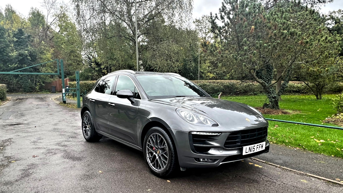 Porsche Macan Turbo Very Low Mileage Superb Car Awesome Perfomance Mega  Spec 