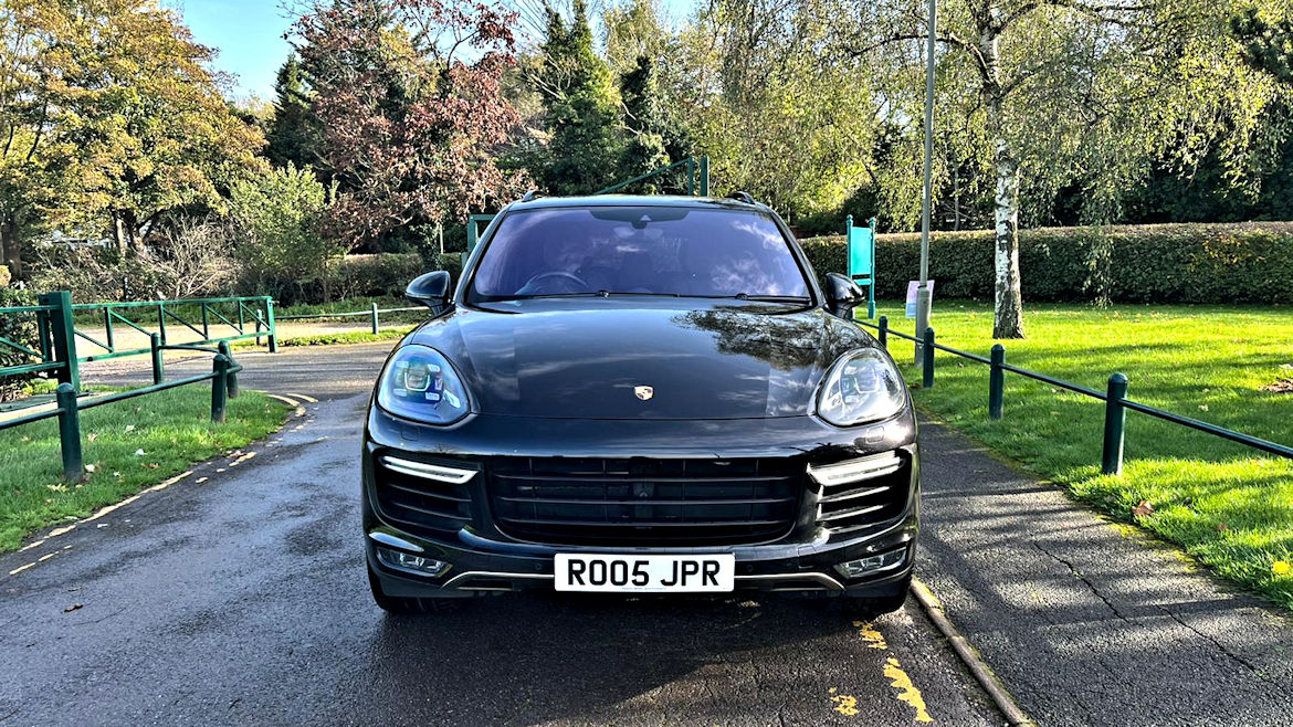 Porsche Cayenne Turbo Awesome Perfomance Mega Spec Simply Superb