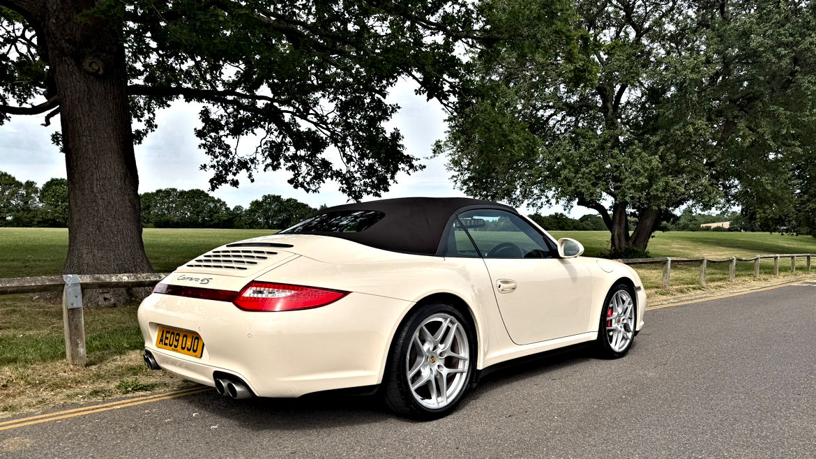 Porsche 997 C4S PDK Cabriolet High Spec Stunning Colour Combo 