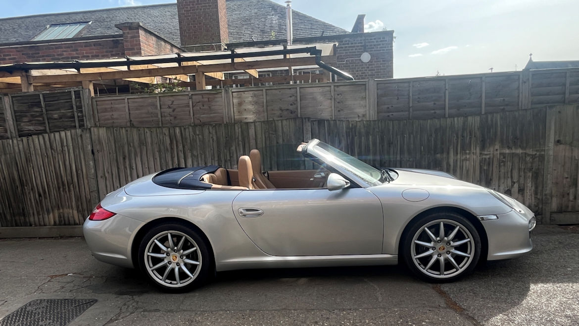 Porsche 997 C2 Gen 2 Cabriolet Rare Manual  In Simply Superb Condition l 