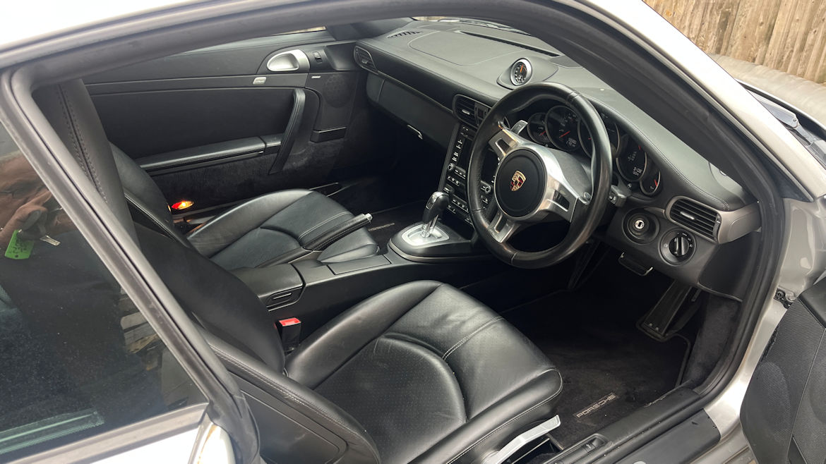 Porsche 997 Gen2 PDK Coupe Low Owners main Dealer Maintained Exceptional Car