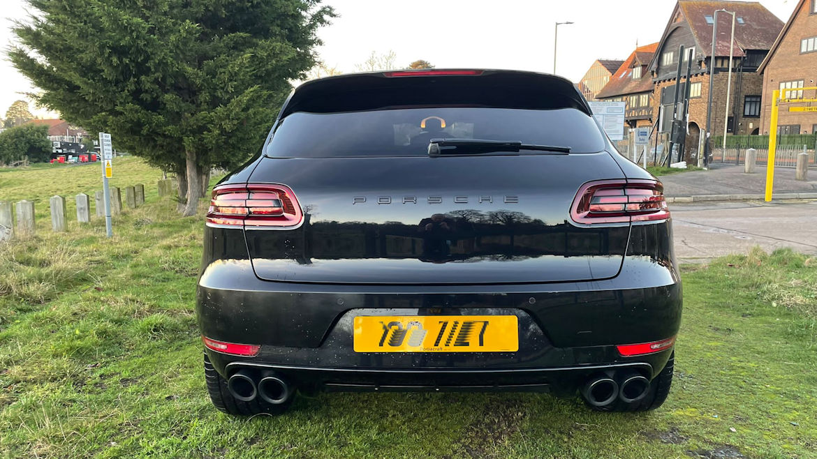 Porsche Macan S A Petrol Very Low mileage Lovely Spec 2 owners FPSH