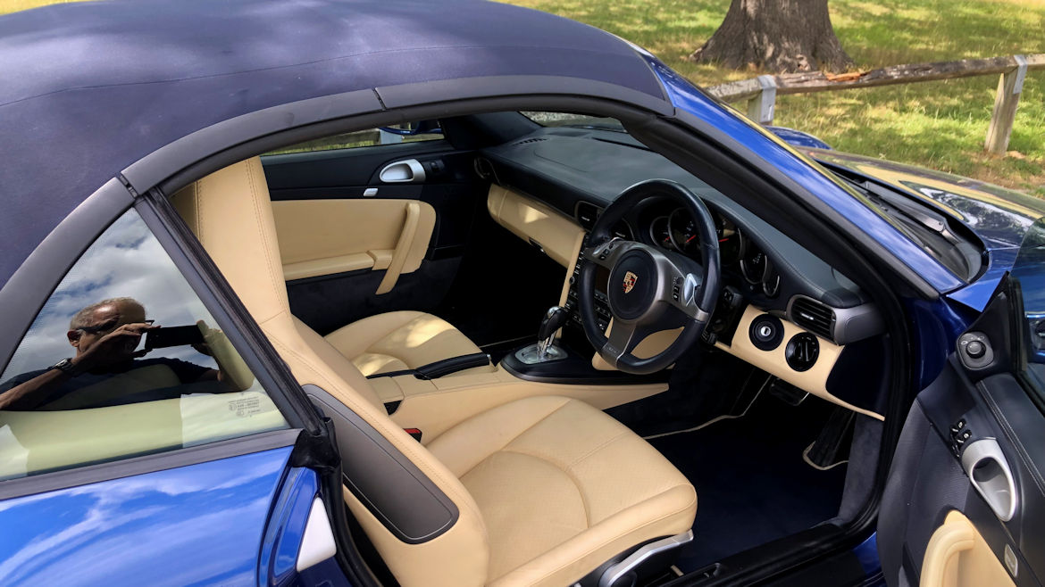 Porsche 997 Gen 2PDK C4 cabriolet Low Mileage Lovely Colour Combination 