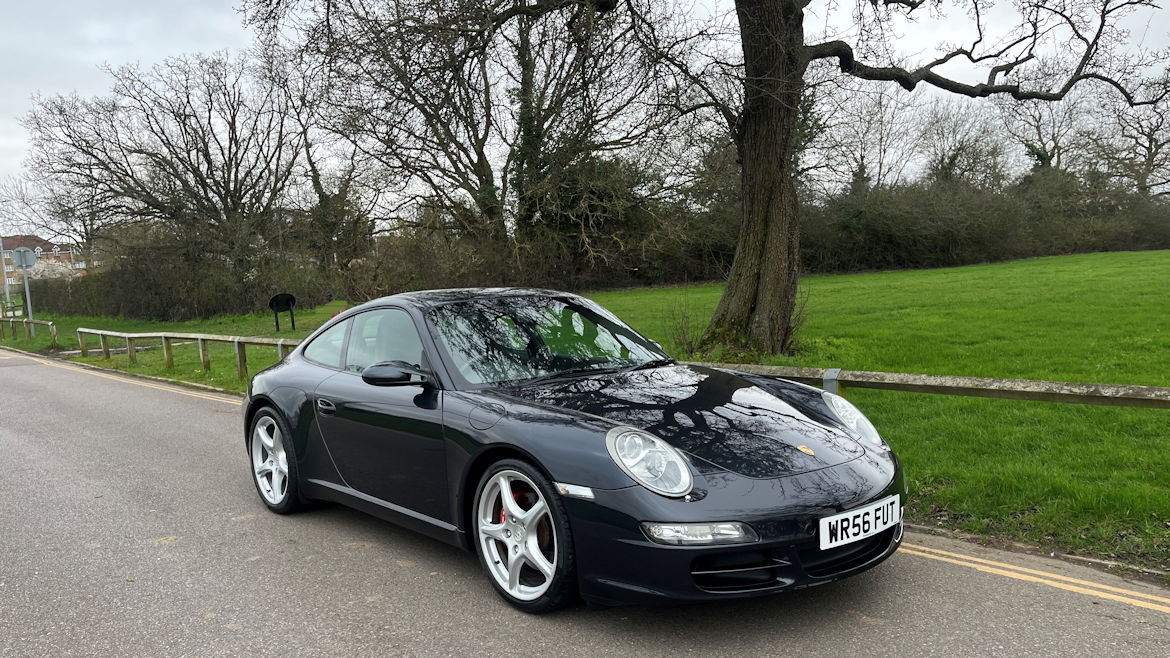 Porsche 997 C2 Coupe Manual Superb Car Nice Spec 