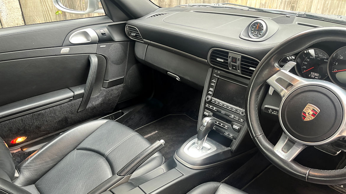 Porsche 997 Gen2 PDK Coupe Low Owners main Dealer Maintained Exceptional Car