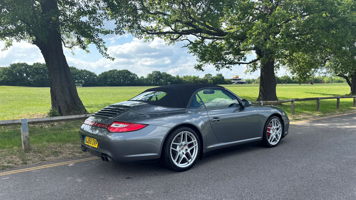 Porsche 997 C4S PDK Cabriolet Good Looking Wide Bodied Car