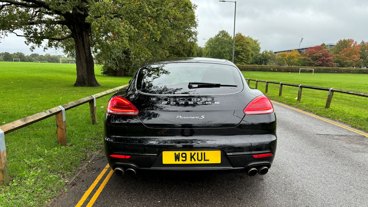 Porsche Panamera  Panamera 3.0 V6 S  Stunning car And Value Superb Spec 