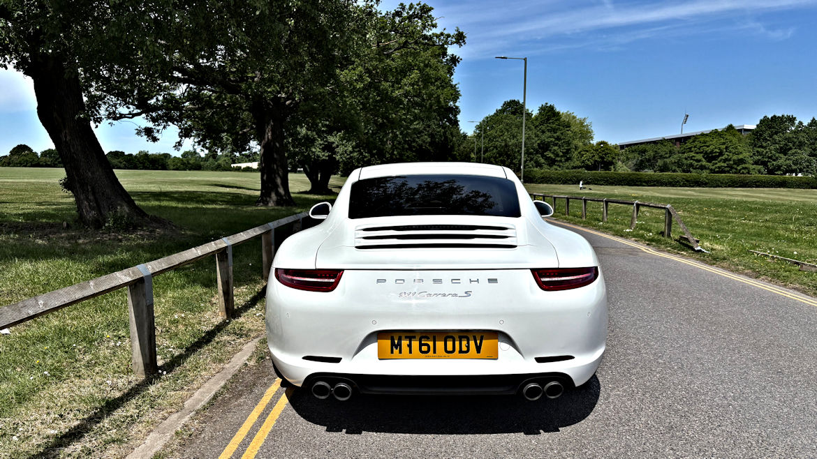 Porsche 991 C2S Coupe PDK Great Looking Car Main Dealer History DEPOSIT TAKEN